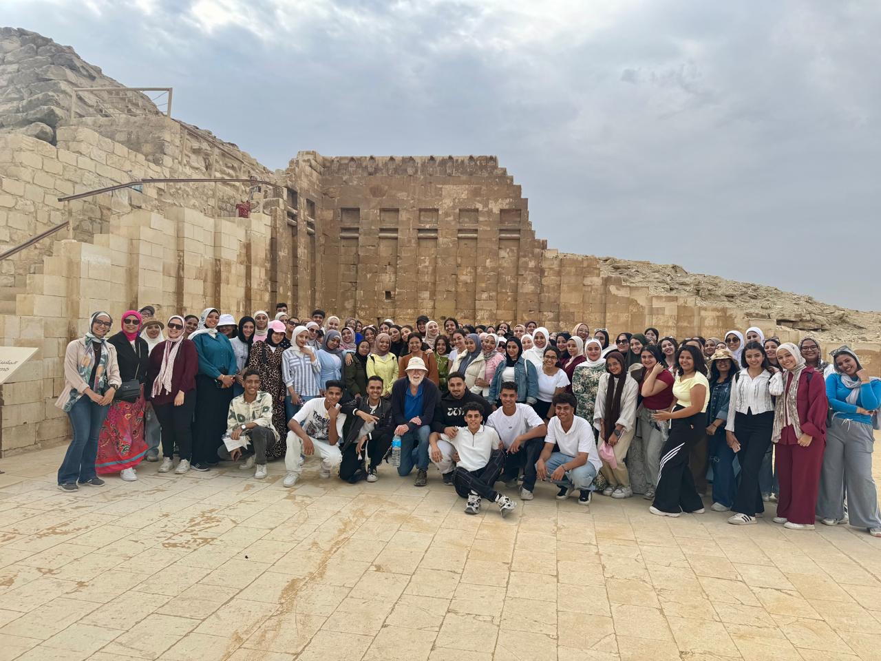 منطقتي دهشور وسقارة